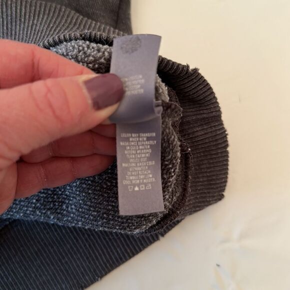 Aerie Distressed Cropped Sweatshirt, Size Medium - Picture 11 of 11
